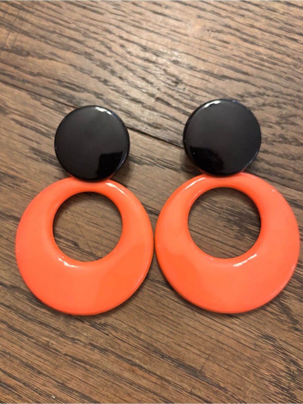 1980s Bold Black & Orange Drop Earrings
